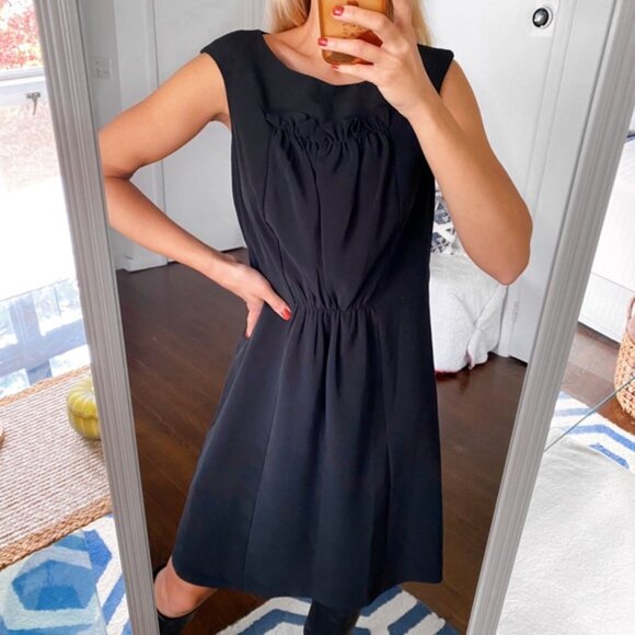 🖤 CLASSY BLACK RUFFLE DETAIL SLEEVELESS COCKTAIL DRESS! - Picture 5 of 16